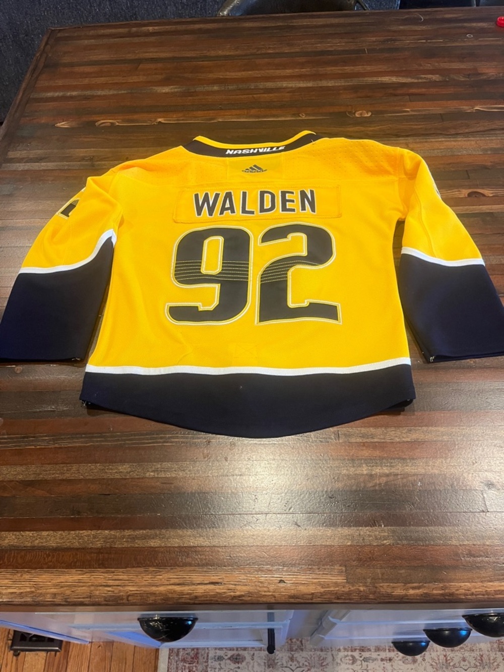 Nashville Predators Youth Hockey Jersey adidas- small/medium - Picture 2 of 3